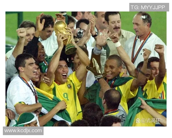 足球庆祝瞬间定格激情与梦想的完美结合